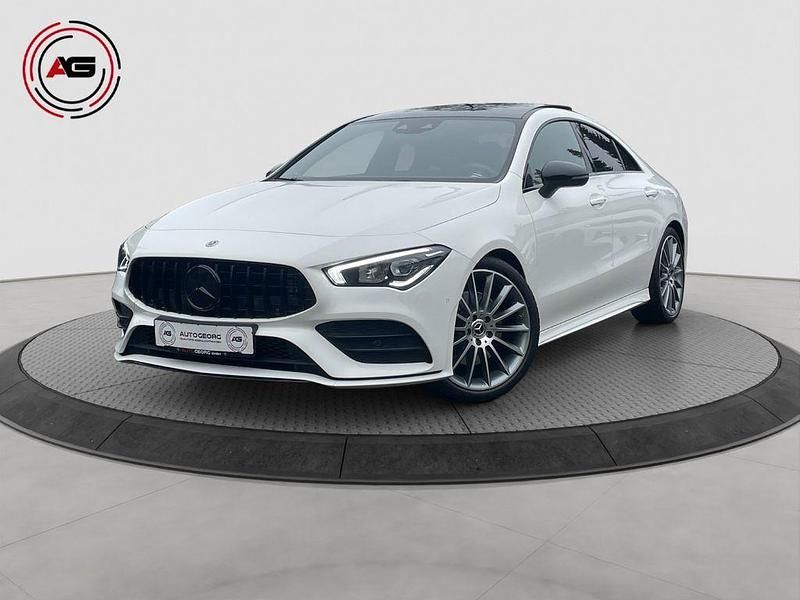 Weiß Gebraucht 2021 Mercedes CLA250 Night Limousine | 34.500 € (Fairer Preis) - Bild 1/4