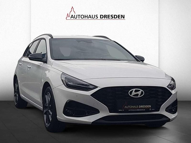 Gebraucht Hyundai i30 Advantage 101 PS (74 kW) 2025 Atlas white / sol Kombi
