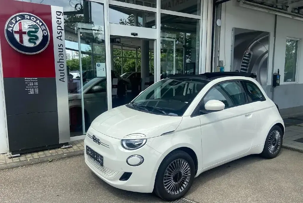 Gebraucht Fiat 500e Basis 86 kW (118 PS) 2024 Weiß Cabrio
