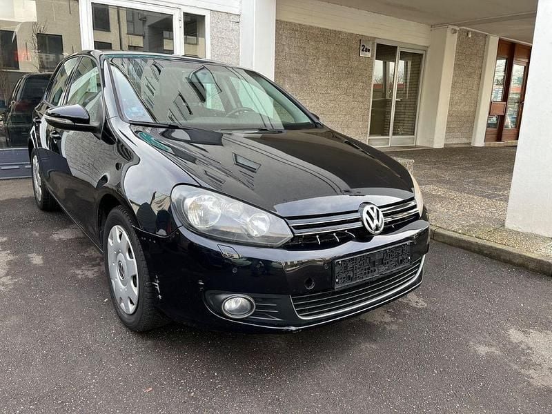 Schwarz Gebraucht 2011 VW Golf Highline Limousine | 3.950 € (Superpreis) - Bild 1/4