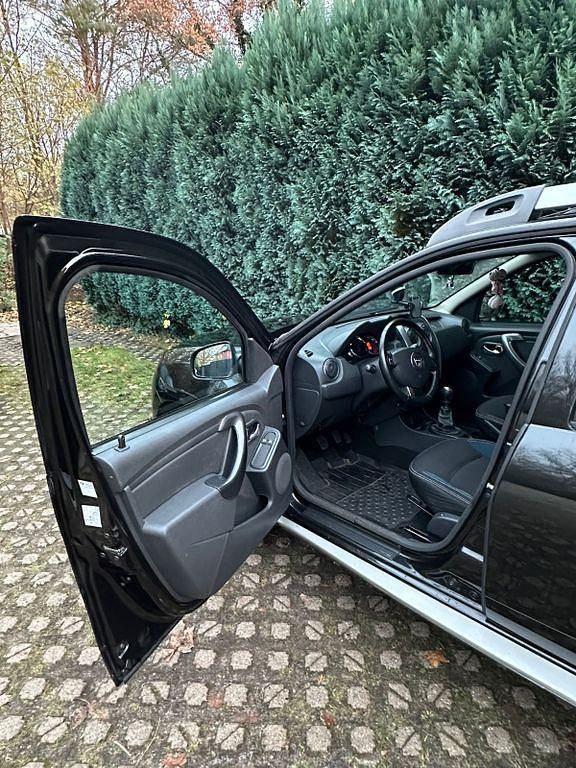 Gebraucht Dacia Duster Prestige 125 PS (91 kW) 2015 Schwarz SUV