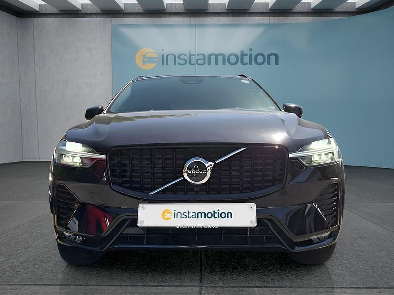 Gebraucht Volvo XC60 Plus 197 PS (144 kW) 2024 Schwarz SUV