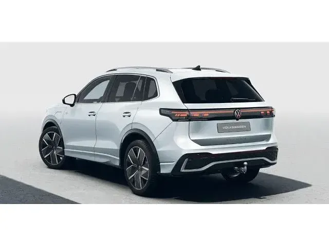 Gebraucht VW Tiguan R-line 272 PS (200 kW) 2026 Silber SUV
