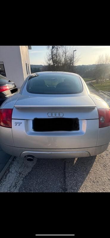 Gebraucht Audi TT 180 PS (132 kW) 2002 Silber Coupé