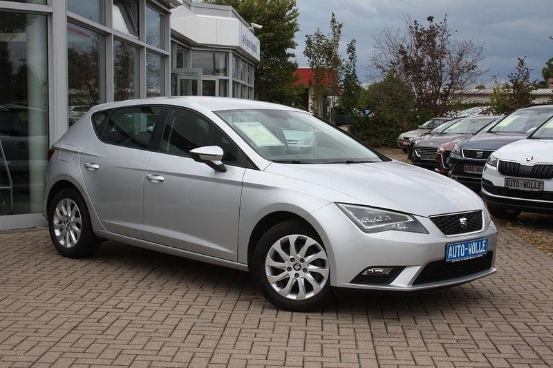 Silber Gebraucht 2014 Seat Leon Style Limousine | 11.950 € (Fairer Preis) - Bild 1/4