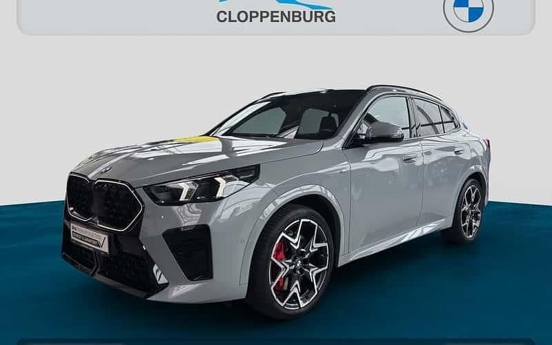 Grau Gebraucht 2024 BMW X2 Luxury Line SUV | 42.900 € (Fairer Preis) - Bild 1/4