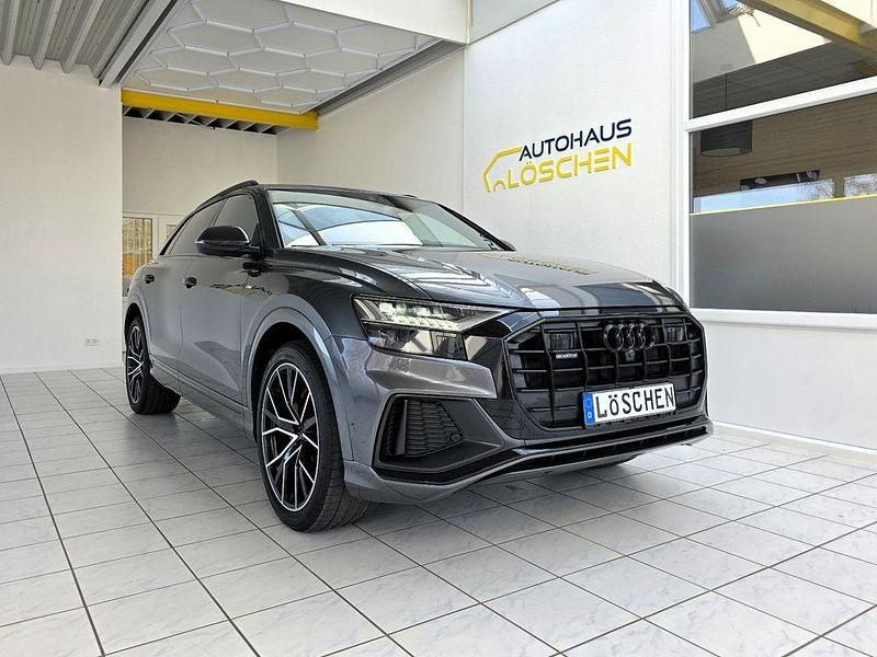 Gebraucht Audi Q8 Competition 286 PS (210 kW) 2022 Grau SUV