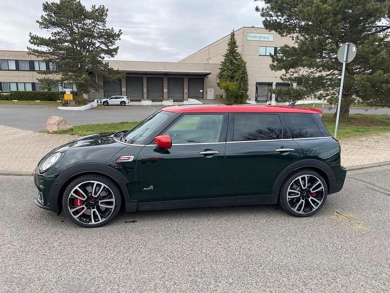 Używany Mini John Cooper Works 306 KM (225 kW) 2021 Zielony Hatchback