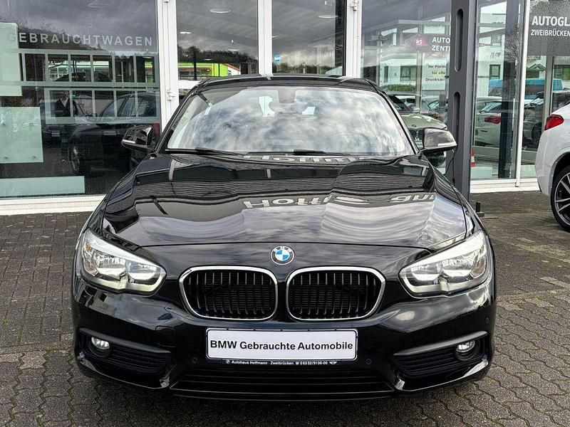 Gebraucht BMW 116 Advantage 109 PS (80 kW) 2018 Schwarz Kleinwagen