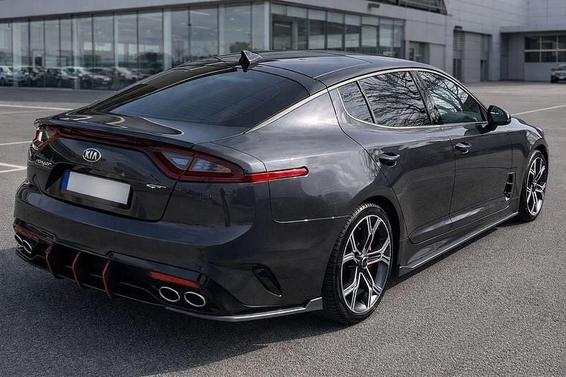 Gebraucht Kia Stinger GT 366 PS (269 kW) 2019 Grau Kleinwagen