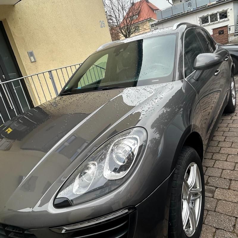 Gebraucht Porsche Macan S 258 PS (189 kW) 2015 Grau SUV