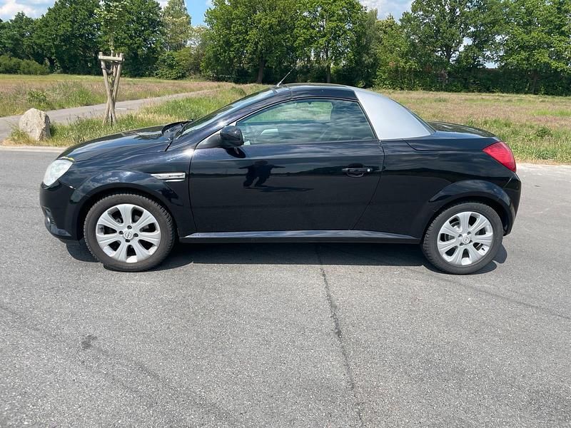 Schwarz Gebraucht 2009 Opel Tigra Cabrio | 3.300 € (Teuer) - Bild 1/4