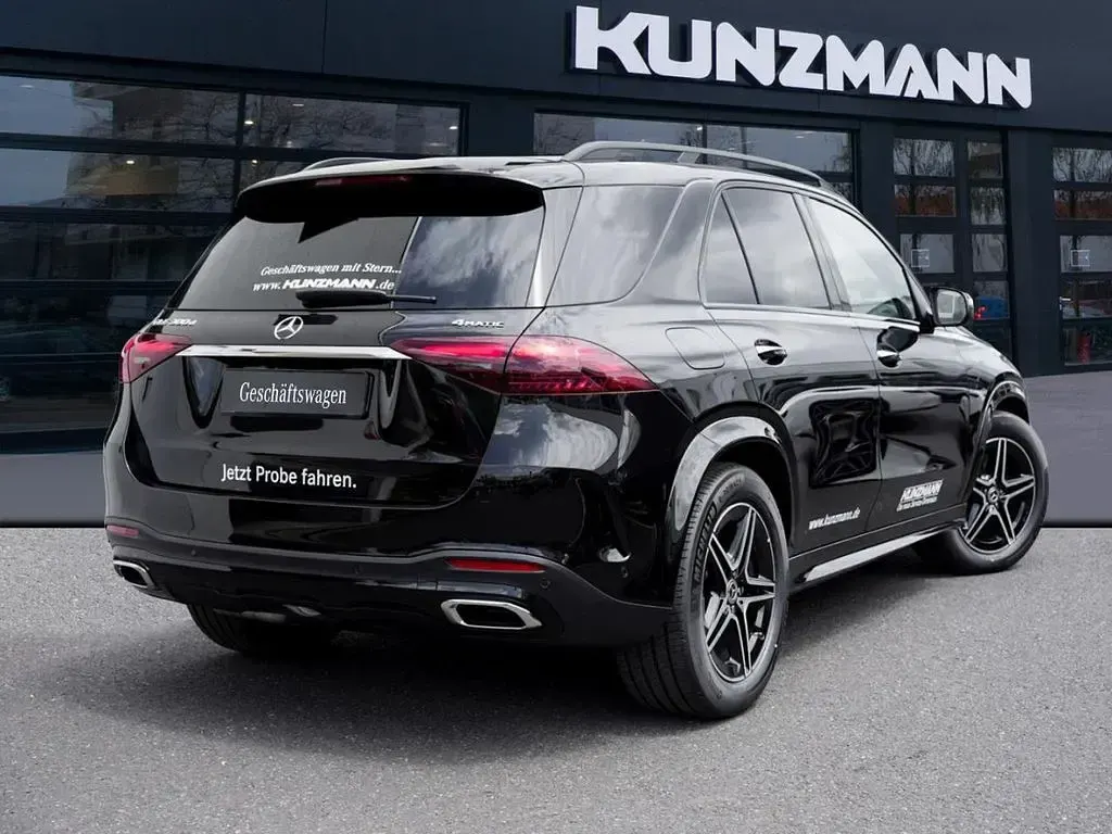 Gebraucht Mercedes GLE300 AMG 269 PS (197 kW) 2026 Obsidianschwarz metallic SUV