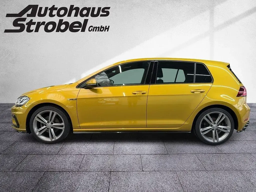 Gebraucht VW Golf VII R-line 150 PS (110 kW) 2017 Kurkumagelb metallic Limousine