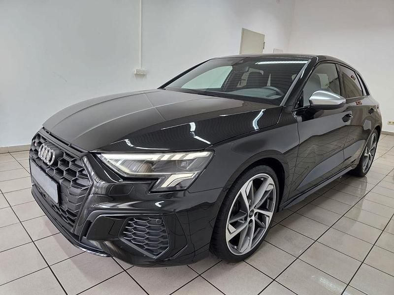 Schwarz Gebraucht 2024 Audi S3 Ambiente Limousine | 39.990 € (Guter Preis) - Bild 1/4