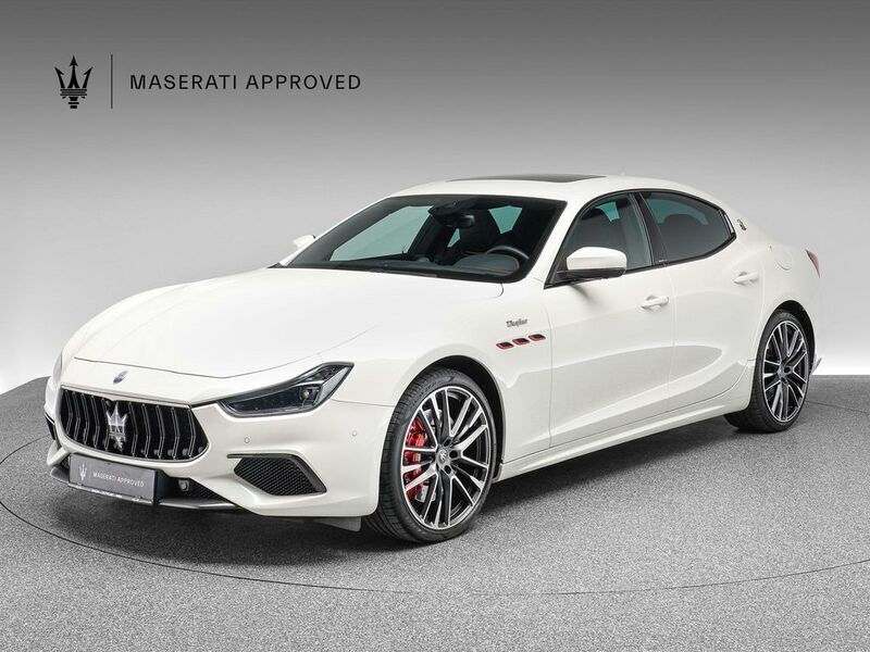Weiß weiss (bianco alpi) metallic Gebraucht 2021 Maserati Ghibli Coupé | 86.690 € (Teuer) - Bild 1/4
