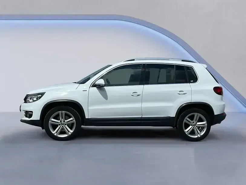 Gebraucht VW Tiguan LOUNGE 150 PS (110 kW) 2016 Weiss uni SUV