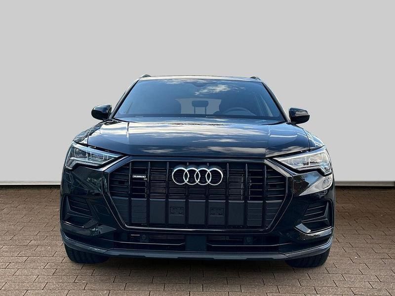Neu Audi Q3 Advanced Plus 190 PS (139 kW) 2025 Schwarz SUV