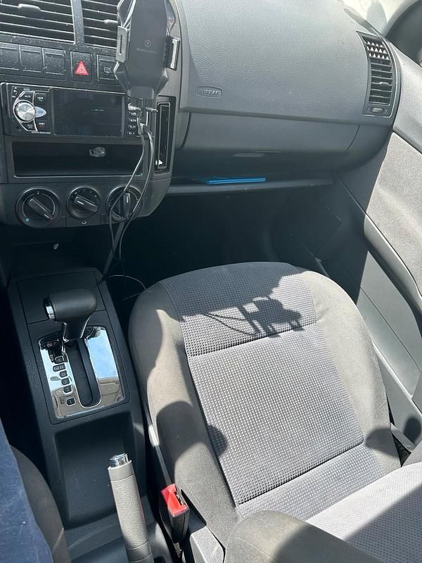 Gebraucht VW Polo 75 PS (55 kW) 2002 Rot Kleinwagen