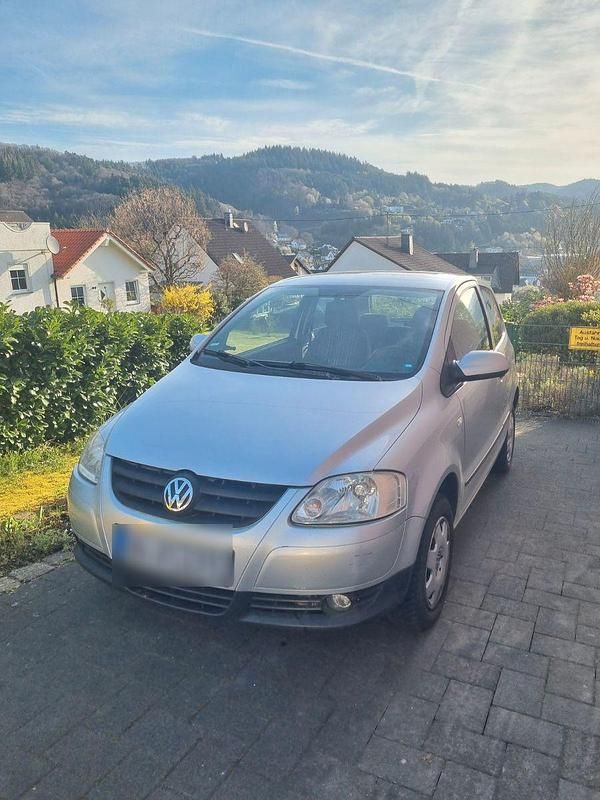 Occasion VW Fox 60 PK (44 kW) 2005 Zilver Hatchback