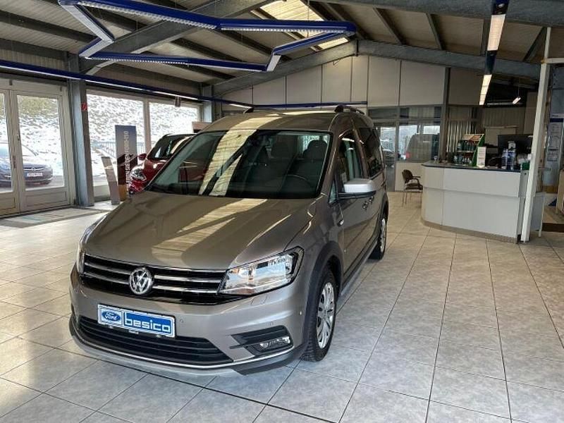 Gebraucht VW Caddy 102 PS (75 kW) 2020 Mojave beige metallic (beige) Van / Kleinbus