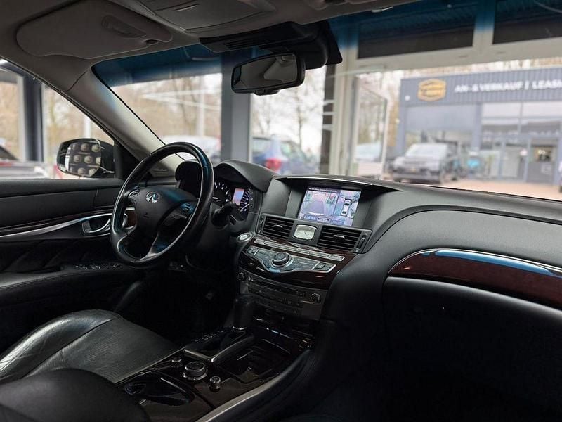 Gebraucht Infiniti Q70 170 PS (125 kW) 2016 Rötlich Limousine