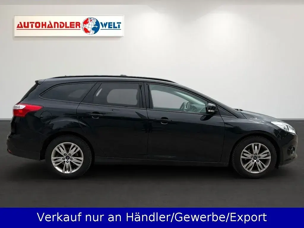 Używany Ford Focus 125 KM (91 kW) 2014 Czarny Kombi