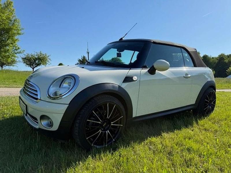 Beige Gebraucht 2010 Mini Cooper Cabriolet Cabrio | 7.490 € (Fairer Preis) - Bild 1/4