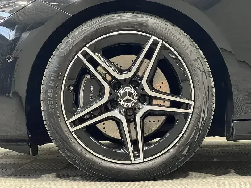 Gebraucht Mercedes CLA200 Advanced Plus 150 PS (110 kW) 2025 Schwarz Limousine