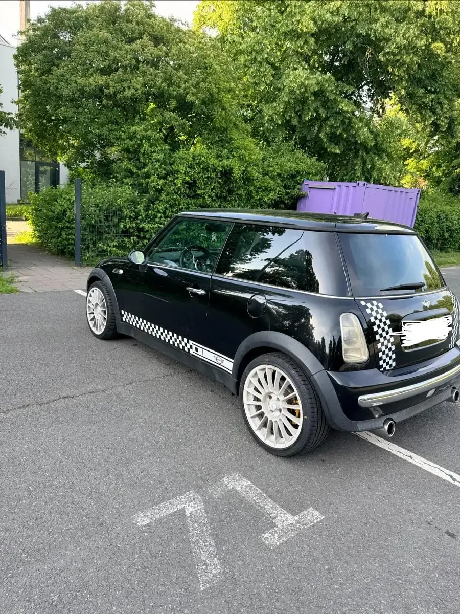 Gebraucht Mini ONE 125 PS (91 kW) 2003 Schwarz Kleinwagen