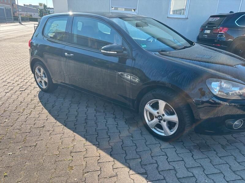 Schwarz Gebraucht 2009 VW Golf VI Kleinwagen | 1.999 € (Superpreis) - Bild 1/4