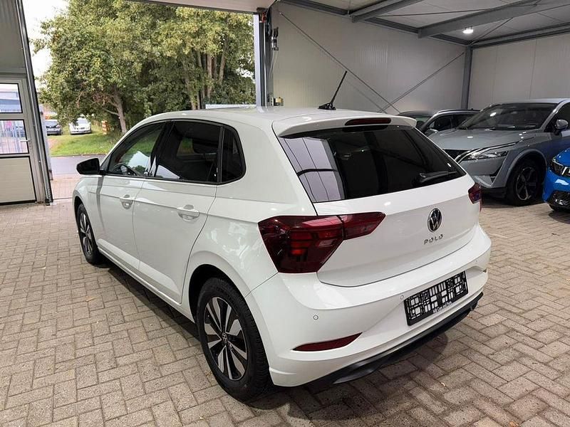 Gebraucht VW Polo Move 80 PS (58 kW) 2024 Weiß Kleinwagen