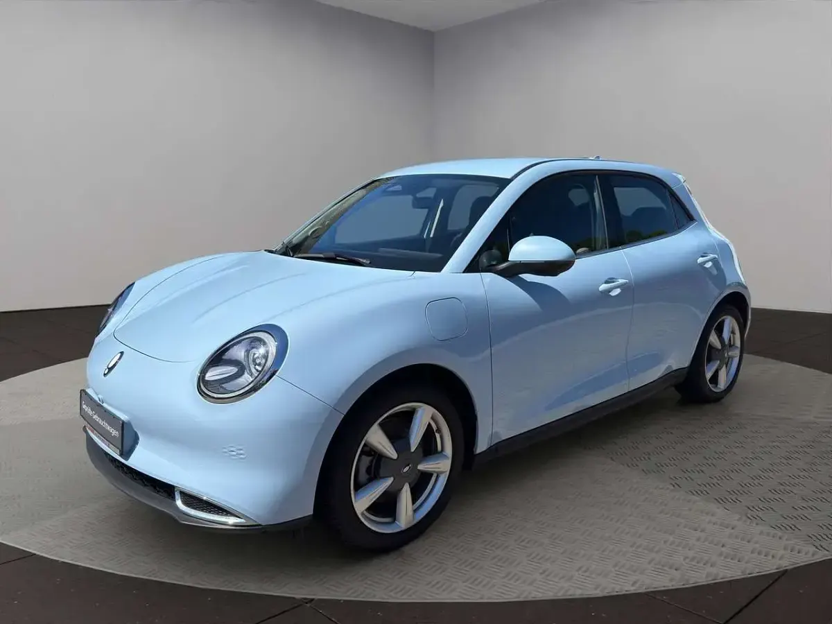 Używany Ora 03 125 kW (171 KM) 2023 Niebieski Hatchback
