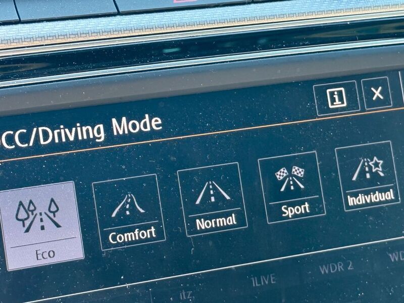 Gebraucht VW Passat 239 PS (175 kW) 2016 Schwarz Kombi
