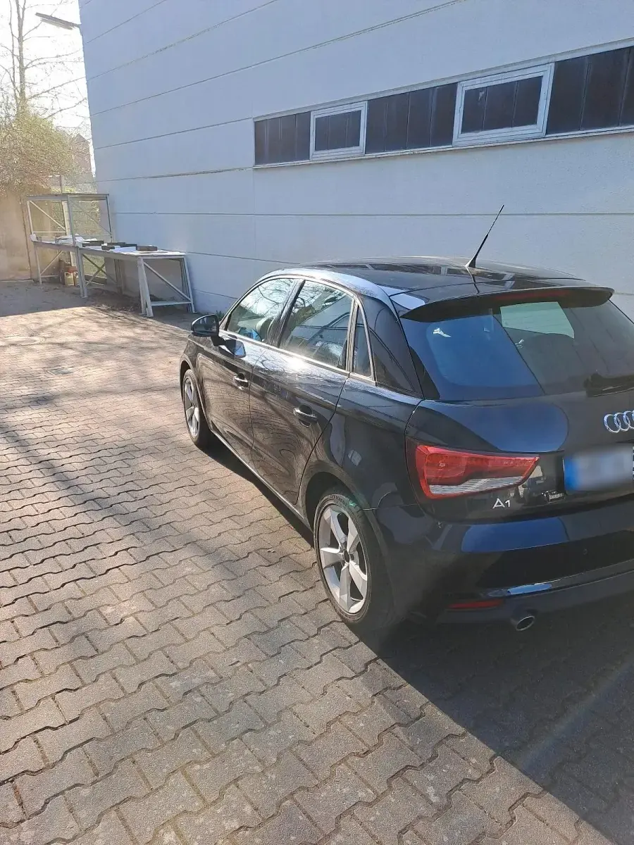 Usata Audi A1 95 CV (69 kW) 2018 Nero Utilitaria