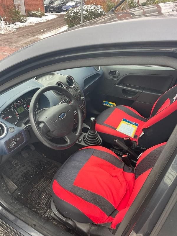 Gebraucht 2007 Ford Fiesta Kleinwagen | 1.699 € - Bild 1/4