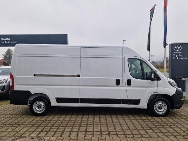 Neu Toyota Proace 140 PS (102 kW) 2025 Weiß (icey white uni) Van / Kleinbus