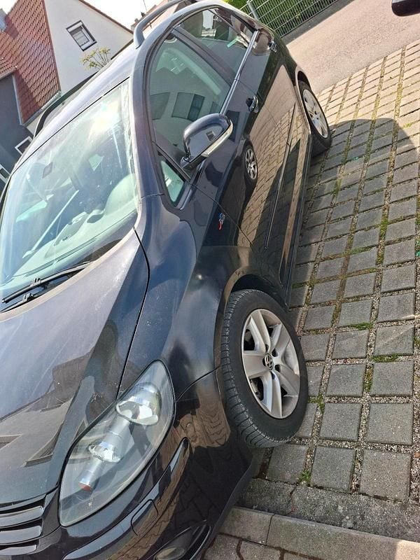 Second-hand VW Golf Plus 140 CP (102 kW) 2007 Negru Monovolum