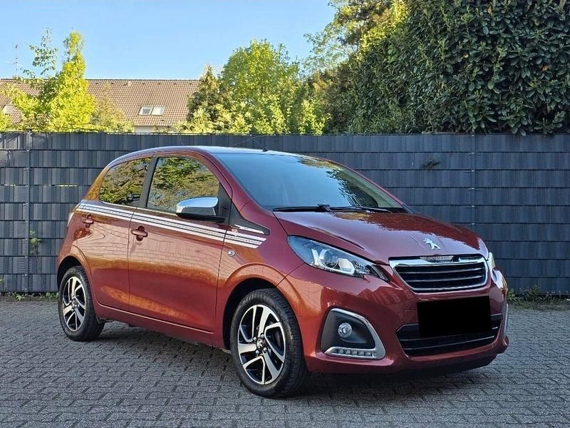 Gebraucht Peugeot 108 Top! Collection 72 PS (52 kW) 2021 Rot Limousine