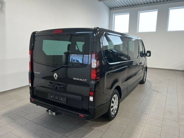 Gebraucht Renault Trafic 145 PS (106 kW) 2018 Schwarz metallic Van / Kleinbus