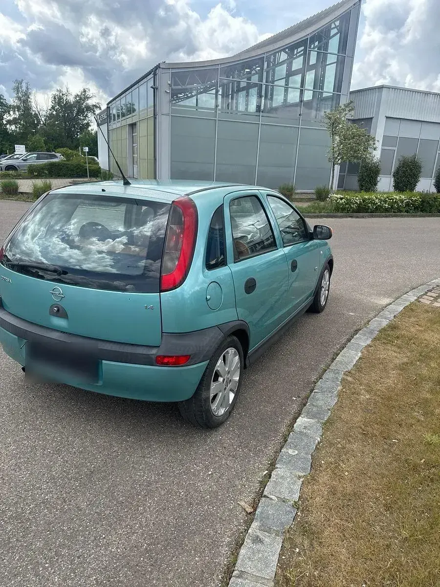 Gebraucht Opel Corsa Njoy 90 PS (66 kW) 2003 Grün Kleinwagen