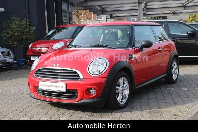 Gebraucht Mini ONE 75 PS (55 kW) 2012 Chili (solar) red Kleinwagen