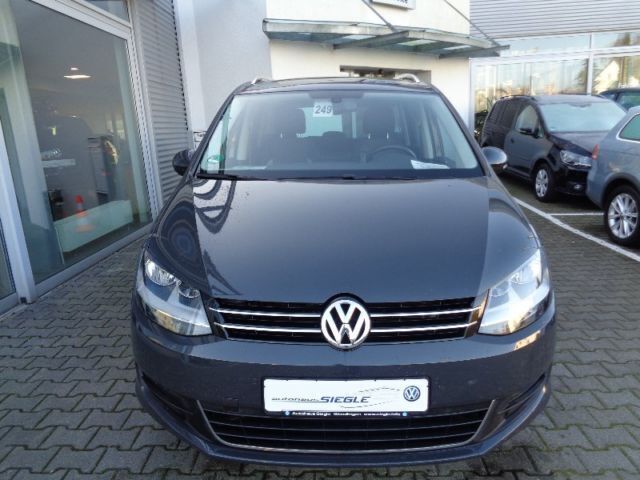 Gebraucht VW Sharan Life 140 PS (102 kW) 2013 Grau Van / Kleinbus