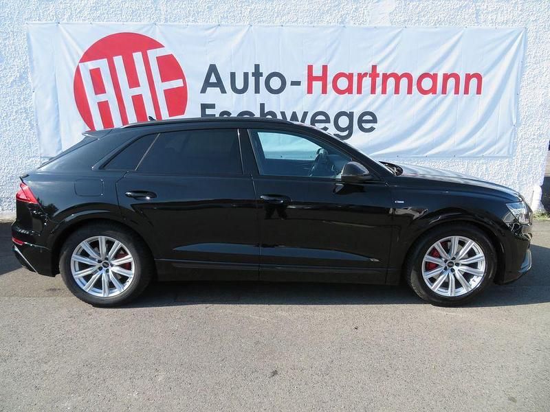 Gebraucht Audi Q8 Competition 286 PS (210 kW) 2023 Schwarz SUV