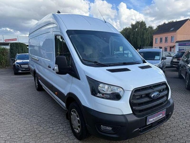 Weiß Gebraucht 2022 Ford Transit Trend Van / Kleinbus | 22.190 € - Bild 1/4