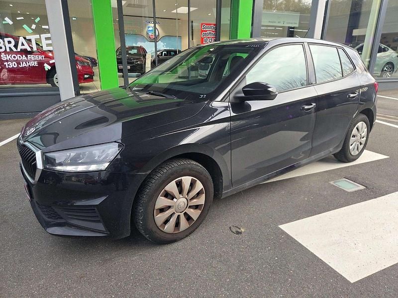 Black (metallic) Gebraucht 2022 Skoda Fabia Kleinwagen | 14.880 € (Fairer Preis) - Bild 1/4