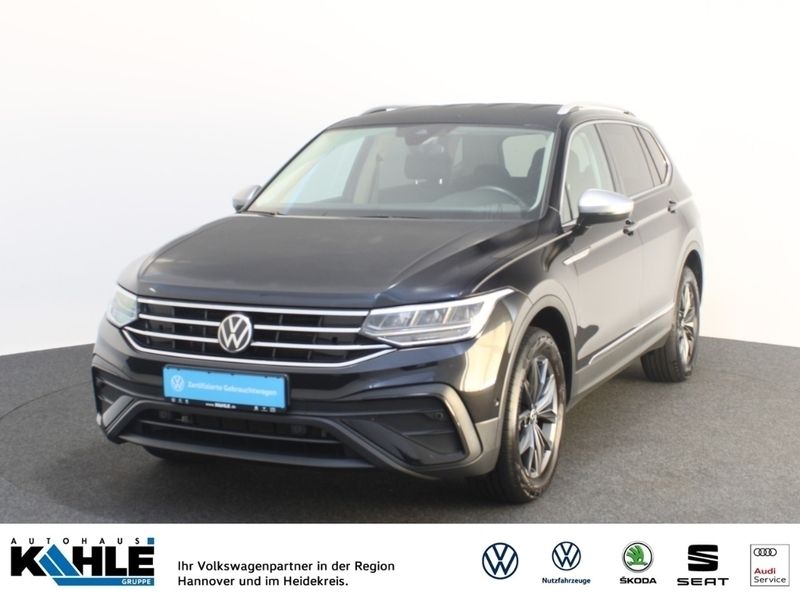 Schwarz) (schwarz Gebraucht 2022 VW Tiguan Allspace Life SUV | 34.690 € (Etwas zu teuer) - Bild 1/4