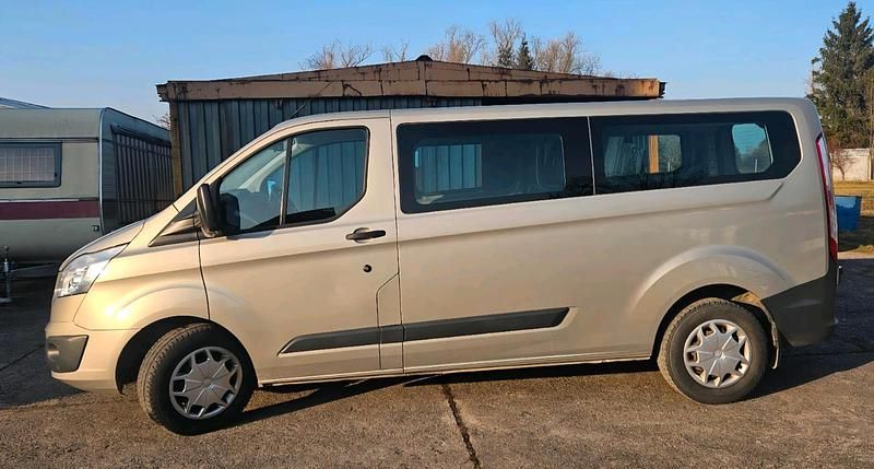 Gebraucht Ford Transit Custom 170 PS (125 kW) 2017 Silber Van / Kleinbus