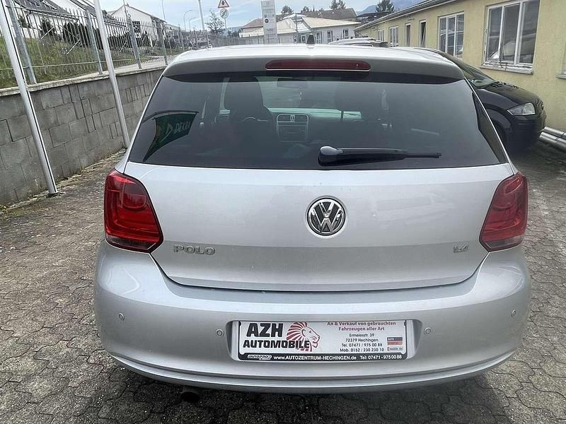 Gebraucht VW Polo Edition 86 PS (63 kW) 2013 Reflexsilber metallic Kleinwagen