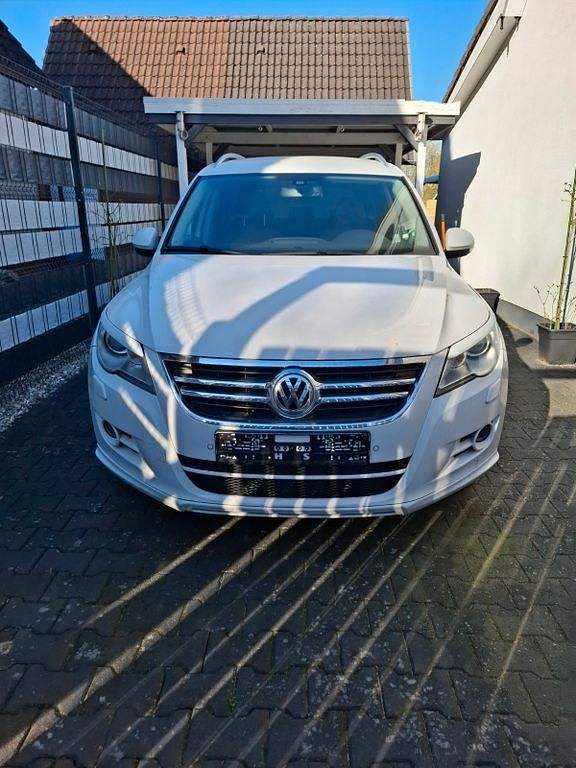 Gebraucht VW Tiguan 140 PS (102 kW) 2010 Weiß SUV